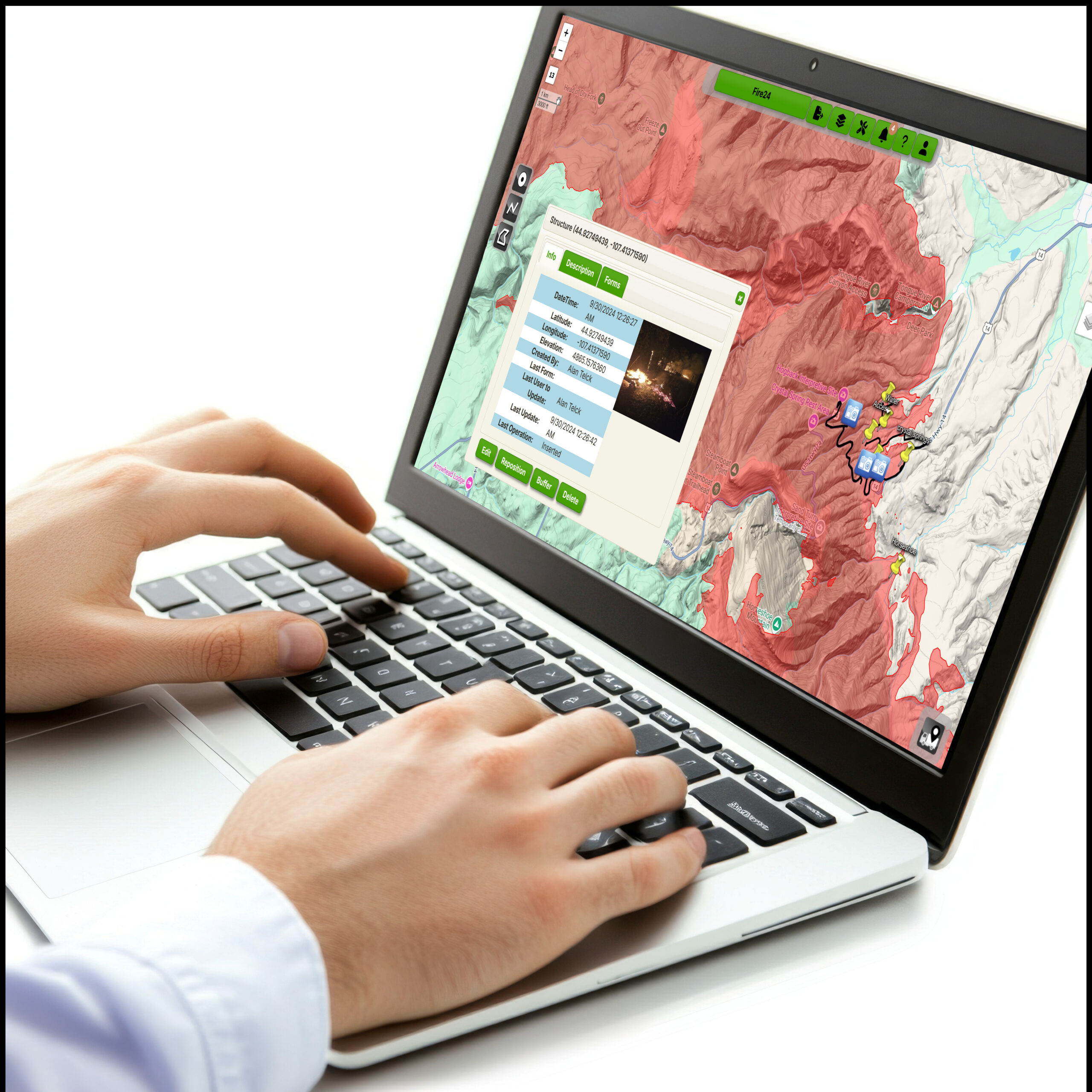 MapItFast Web on Laptop scaled